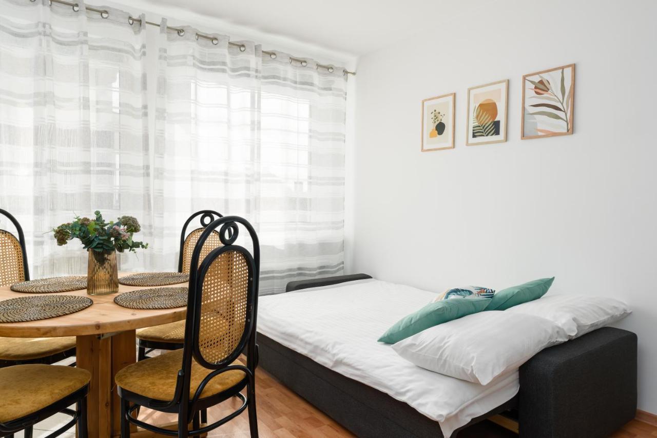 Sleepway Apartments -Boho Chic Poznan Exterior photo