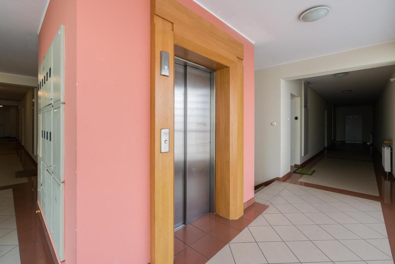 Sleepway Apartments -Boho Chic Poznan Exterior photo